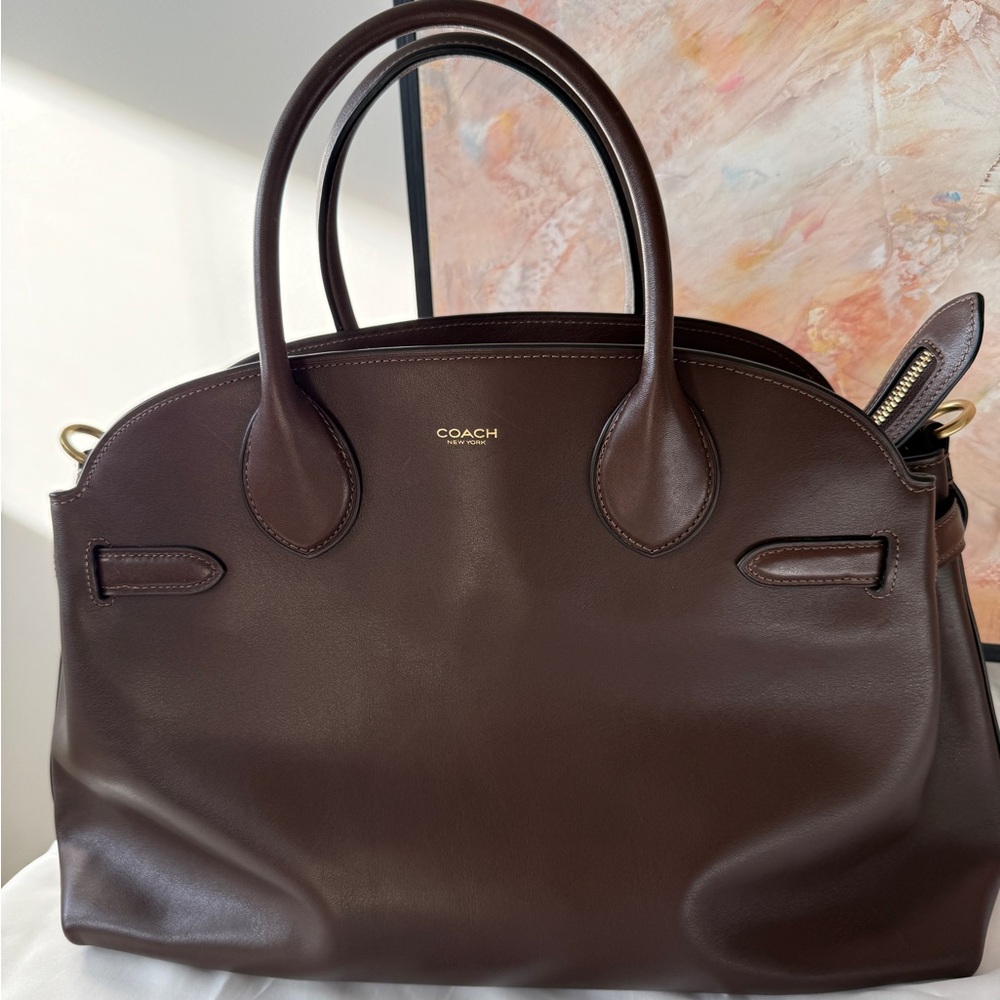 ❌ SOLD ❌ EUC Coach Empire Carryall 40 Maple
